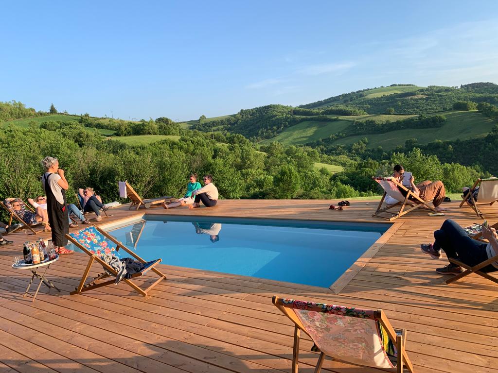 e8fa0b50-5955-4de5-b0e2-0f03639d63a0